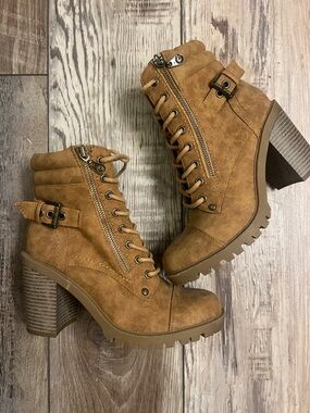 G by Guess Tan Lace-Up Chunky Heel Ankle Boots